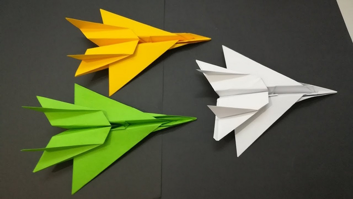 как сделать бумажный самолетик